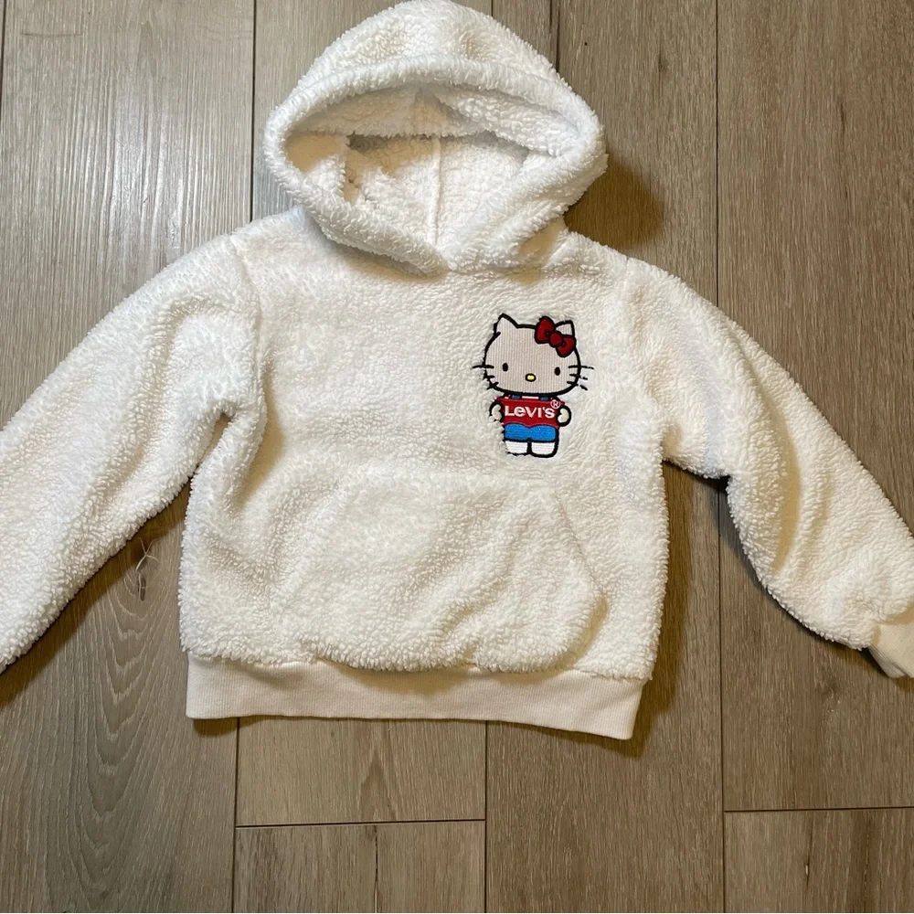 Levi's Hello‎ Kitty Sherpa Hoodie White Cozy Fleece Pullover Kids XS 4